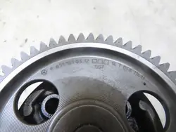 Öljypumppu OEM 6511811801 Mercedes 2.2 CDI:lle