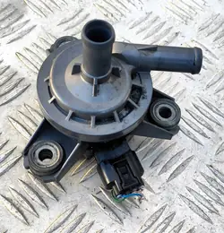 TOYOTA AURIS II 13-18 INVERTER VATTENPUMP 1.8 HYBRID