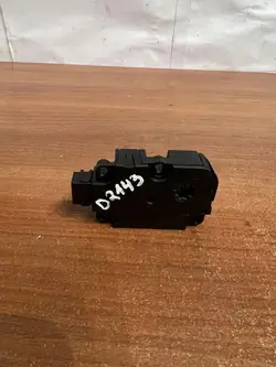 Moteur de volet D2143 pour Mercedes-Benz essence 2018
