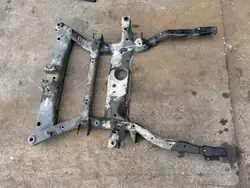 OEM 2N0399227 Frontmotor-Querträger VW Crafter