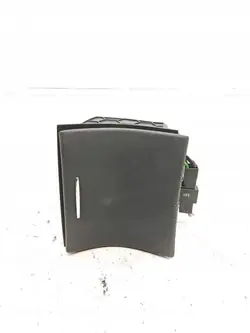 Mercedes-Benz S W221 12V Hecksteckdose OEM A2218200009