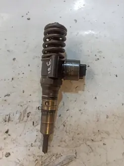 Injetor AUDI A3 8P 2.0 TDI 03G130073BX
