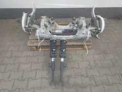 Mozzo di sterzo anteriore sinistro con bracci di controllo BMW 6 GT G32 OEM