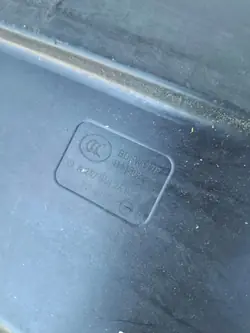 Mercedes säkringslådlock OEM A2475402406 - Begagnad