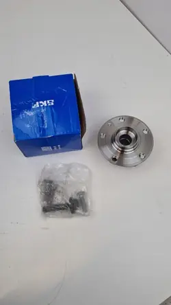 Kit cuscinetto ruota con mozzo SKF VKBA 6556