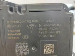Tesla Airbag-ohjainmoduuli OEM 1512876-00-E Model Y:lle