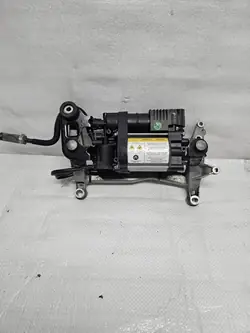 Compressore Sospensione Touareg Cayenne 7P0698007