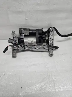 Compressor de Suspensão Touareg Cayenne 7P0698007