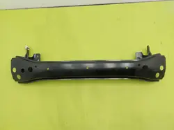 Etupuskuri VW Transporter T5 2003-2009