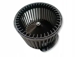 Opel Astra L Puhallinmoottori OEM T71637C - Käytetty