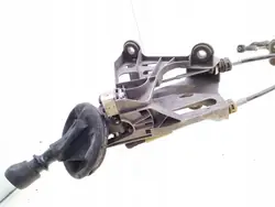 2005 Volkswagen Transporter - Caravelle T5 Gear Shift 7H0711025E