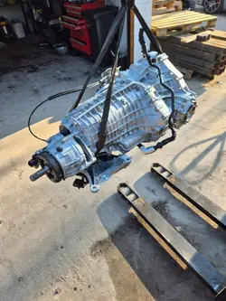 Täydellinen Audi UPM automaattivaihteisto 23km