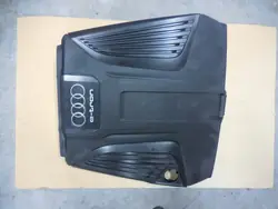 Audi Q7 Luftfilterabdeckung OEM 4M0 - Gebraucht