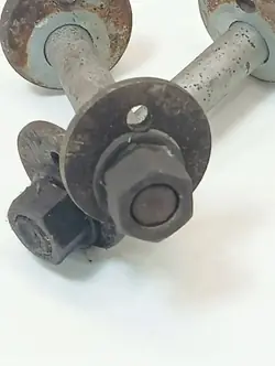 OEM 7222 Etujousitusruuvi Lexus LS400:lle