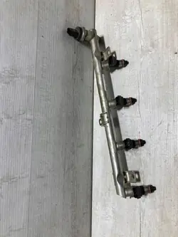 OEM 04e133317f Rampe d'injection pour Skoda Octavia III 1.4 CNG