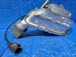 HALOGEN Avant Droit Volvo XC60 89250221