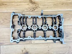 Couvertoir d'arbres à cames OEM 06B103127M Audi A4 B6 B7
