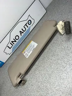 Visor esquerdo OEM 51167248858 para BMW 5 F10