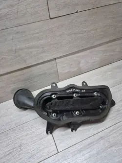 Toma de aire del guardabarros izquierdo Ferrari 812 GTS OEM 879675