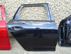 Audi A6 C8 porta traseira direita