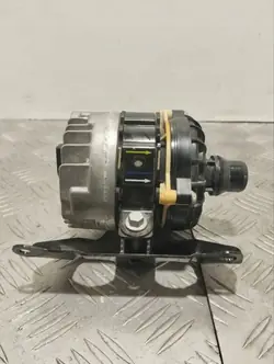 Vattenpump Aston Martin DB11 2019 OEM HY538B590AB