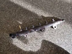 Rail d'injection Renault OE 0281002800 Occasion