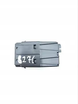 Port USB Jeep OEM 68452765AA pour Grand Wagoneer 2022