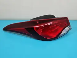 Feu Arrière Gauche 13-16 Hyundai Elantra V Sedan