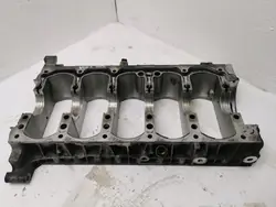 Couvercle d'arbre de bloc moteur Volvo OEM 31339345
