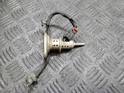 AdBlue-suutin OEM 55501991 Opel Insignia B:lle