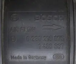 Capteur de débit d'air BMW 5 E60 E61 OEM 0280218075