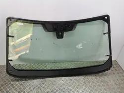 Begagnad Land Rover OE framruta AMD193106