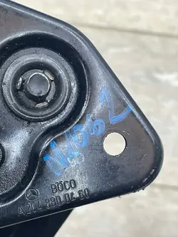Verrou de capot Mercedes GLK A2048800460