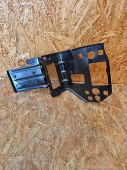 Poikittainen Vahvike Audi Q8 e-tron OEM 4K8805852A - Käytetty