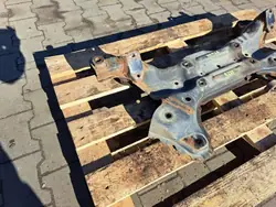 OEM 62400-1P000 Travesaño Delantero para Hyundai IX20/Kia Venga