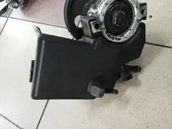 Servopumpenbehälter OEM 78451638484