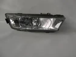 Phares Halogène Droit OEM ZYGAAUTOCZESCI pour SKODA RAPID