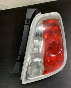 FIAT 500 07-15 Luz Trasera Derecha Original 27040204 51787493