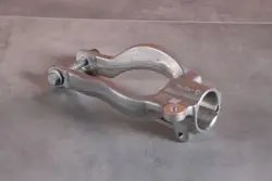 Suporte amortecedor dianteiro esquerdo OEM 6865929 BMW Série 5
