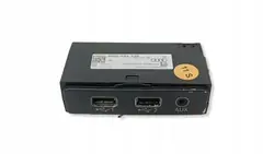 Audi USB-Anschluss OEM 8W0035736 für A4/S4 B9