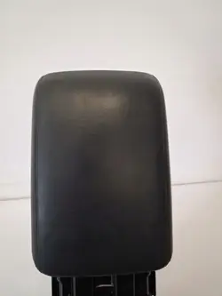 Audi OEM 8K0864283 Nahka-keskikyynärnoja