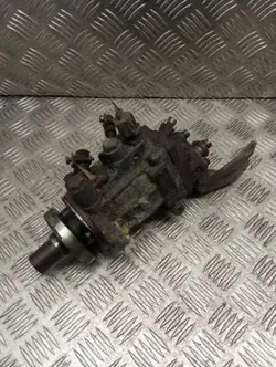 Polttoainepumppu OEM 167008H800 Nissan Primera 2.2L Diesel