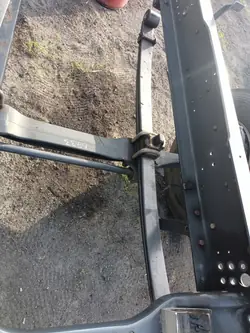 Scanian etulehtijousi OEM 2474642 - Käytetty