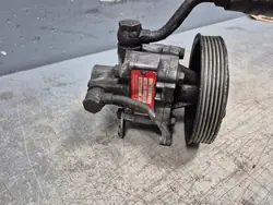 Pompe de direction assistée BMW 3 E36