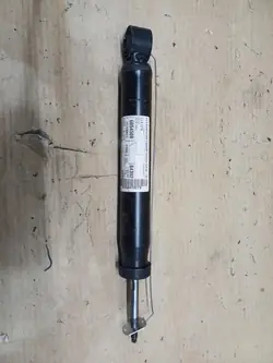 Bakre stötdämpare Volkswagen Golf VI