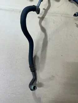 Mercedes Ölkühlerleitung OEM A2215001372 Gebraucht
