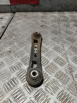 Volvo XC60 2009 Braccio di Controllo Posteriore