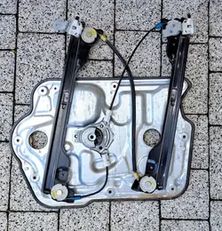 Elevador de vidro dianteiro esquerdo Nissan Qashqai J10 OE