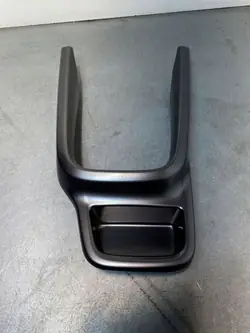 Suzuki Vitara mittkonsolbeklädnad OEM FBZ17884