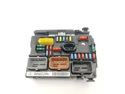 Caixa de fusíveis módulo BSI OEM 9667199680 R08 Peugeot